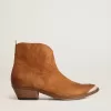 Ghete tinere din piele de căprioară de culoare coniac Ghete tinere din piele de căprioară de culoare coniac