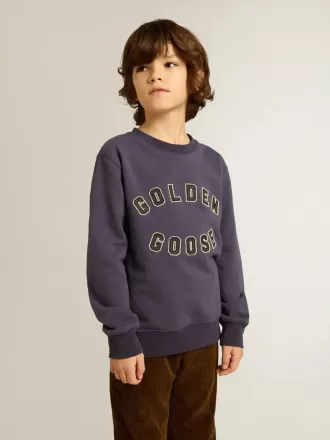 Hanorac albastru-violet cu inscripția Golden Goose pe partea din față