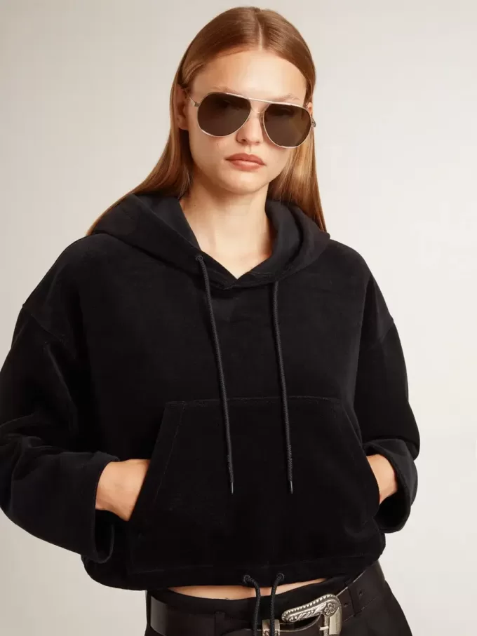Hanorac negru din chenille pentru femei, cu broderie pe spate Hanorac negru din chenille pentru femei, cu broderie pe spate