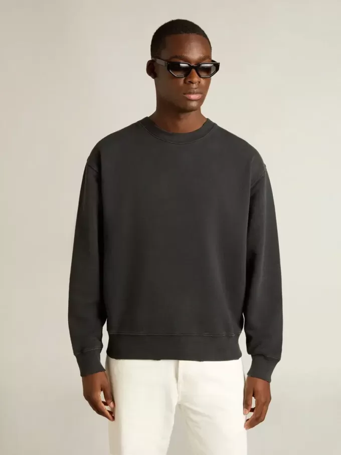 Hanorac negru spălat, cu logo inversat pe spate – Jersey Capsule Hanorac negru spălat, cu logo inversat pe spate – Jersey Capsule