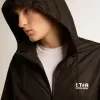 Hanorac pentru bărbați cu logo alb contrastant și stea Hanorac pentru bărbați cu logo alb contrastant și stea