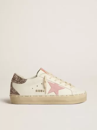 Hi Star din piele albă cu stea din piele de căprioară roz și călcâi roz cu sclipici Hi Star din piele albă cu stea din piele de căprioară roz și călcâi roz cu sclipici