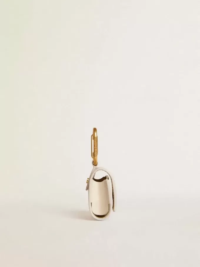 Husă AirPod albă uzată Husă AirPod albă uzată