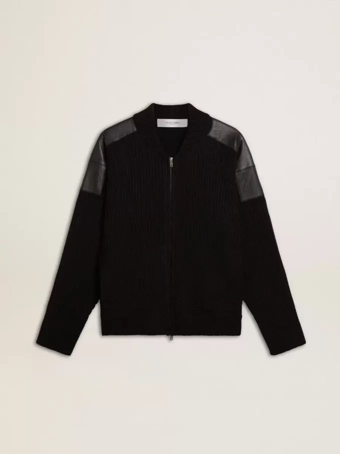 Jacheta din lână merino neagră pentru bărbați, cu patch-uri din piele Jacheta din lână merino neagră pentru bărbați, cu patch-uri din piele