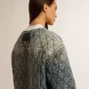 Jacheta matlasată albastră pentru femei din denim de bumbac cu finisaj uzat Jacheta matlasată albastră pentru femei din denim de bumbac cu finisaj uzat