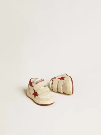 June Junior din piele nappa și piele întoarsă, cu stea și bandă pe călcâi din piele roșie June Junior din piele nappa și piele întoarsă, cu stea și bandă pe călcâi din piele roșie