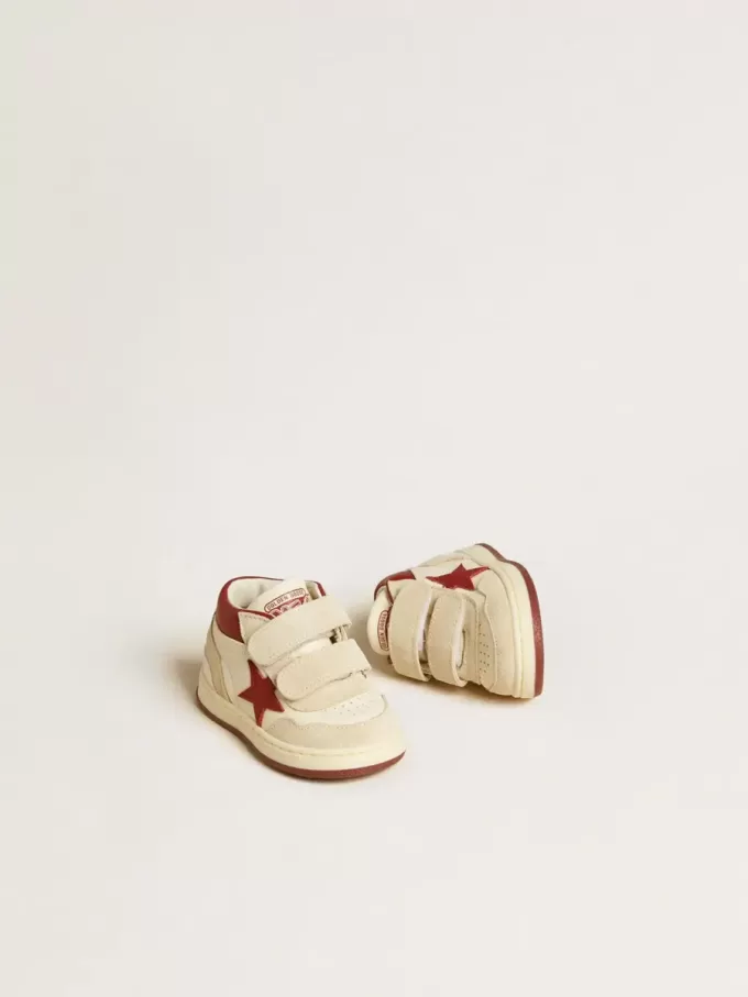 June Junior din piele nappa și piele întoarsă, cu stea și bandă pe călcâi din piele roșie June Junior din piele nappa și piele întoarsă, cu stea și bandă pe călcâi din piele roșie