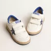 Junior Ball Star cu stea din piele metalică albastră și bandă la călcâi Junior Ball Star cu stea din piele metalică albastră și bandă la călcâi