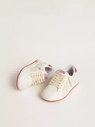 Junior Ball Star din piele cu stea de culoare crem și călcâi din piele roșie Junior Ball Star din piele cu stea de culoare crem și călcâi din piele roșie