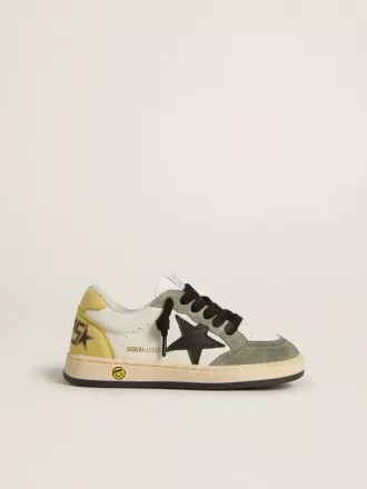 Junior Ball Star din piele nappa albă cu inserții din piele de căprioară verde închis și stea neagră Junior Ball Star din piele nappa albă cu inserții din piele de căprioară verde închis și stea neagră