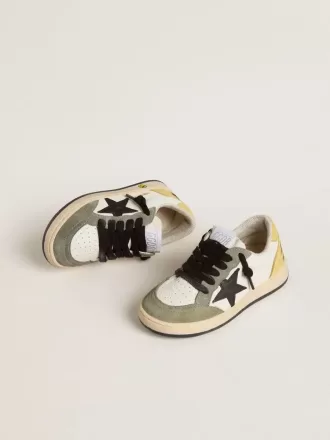 Junior Ball Star din piele nappa albă cu inserții din piele de căprioară verde închis și stea neagră Junior Ball Star din piele nappa albă cu inserții din piele de căprioară verde închis și stea neagră