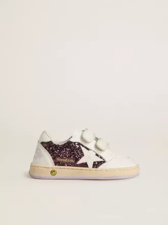 junior ball star n violet strlucitor cu stea din piele alb i band la clci 1 330x440 - Junior Ball Star &icirc;n violet strălucitor, cu stea din piele albă și bandă la călc&acirc;i