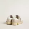 Junior Super-Star din piele de căprioară laminată de culoare nisipiu, cu stea din piele albă Junior Super-Star din piele de căprioară laminată de culoare nisipiu, cu stea din piele albă