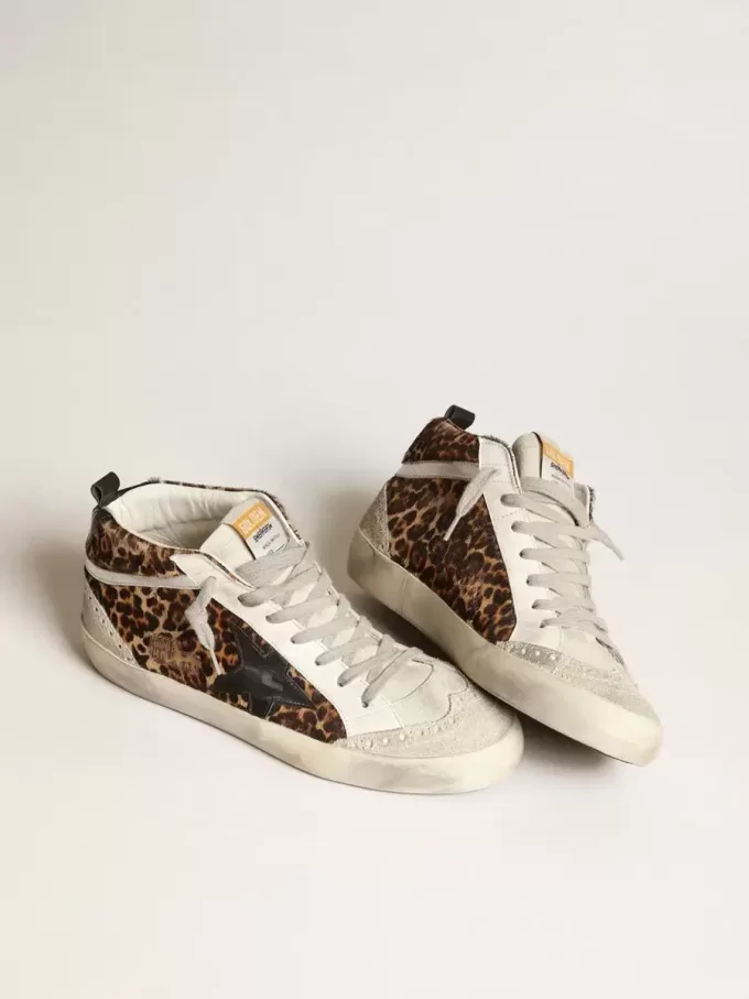 Mid Star pentru femei din piele de ponei cu imprimeu leopard și stea neagră Mid Star pentru femei din piele de ponei cu imprimeu leopard și stea neagră