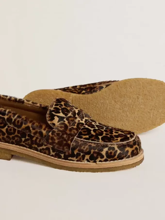 Mocasini Jerry pentru femei din piele de ponei cu imprimeu leopard Mocasini Jerry pentru femei din piele de ponei cu imprimeu leopard