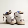 Model Sky-Star pentru femei, din piele nappa albă, cu stea din piele de căprioară ciocolatie Model Sky-Star pentru femei, din piele nappa albă, cu stea din piele de căprioară ciocolatie