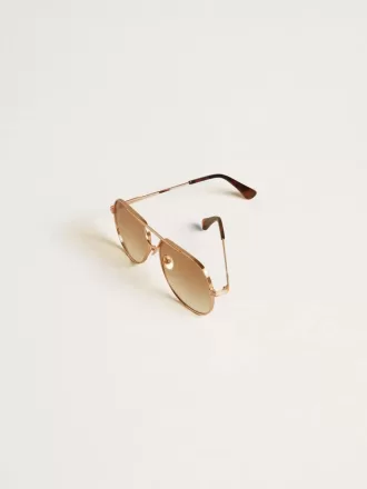Ochelari de soare în stil aviator, cu ramă roz-auriu și lentile de culoarea mierii