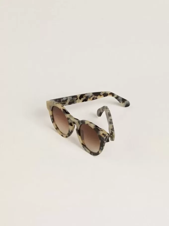 Ochelari de soare în stil Cameron cu model din coajă de broască țestoasă Ochelari de soare în stil Cameron cu model din coajă de broască țestoasă