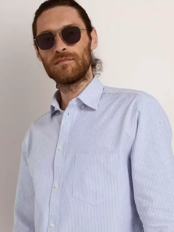 Ochelari de soare Roger aviator cu ramă neagră și lentile negre Ochelari de soare Roger aviator cu ramă neagră și lentile negre