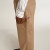 Pantaloni bej pentru bărbați cu patch-uri Pantaloni bej pentru bărbați cu patch-uri