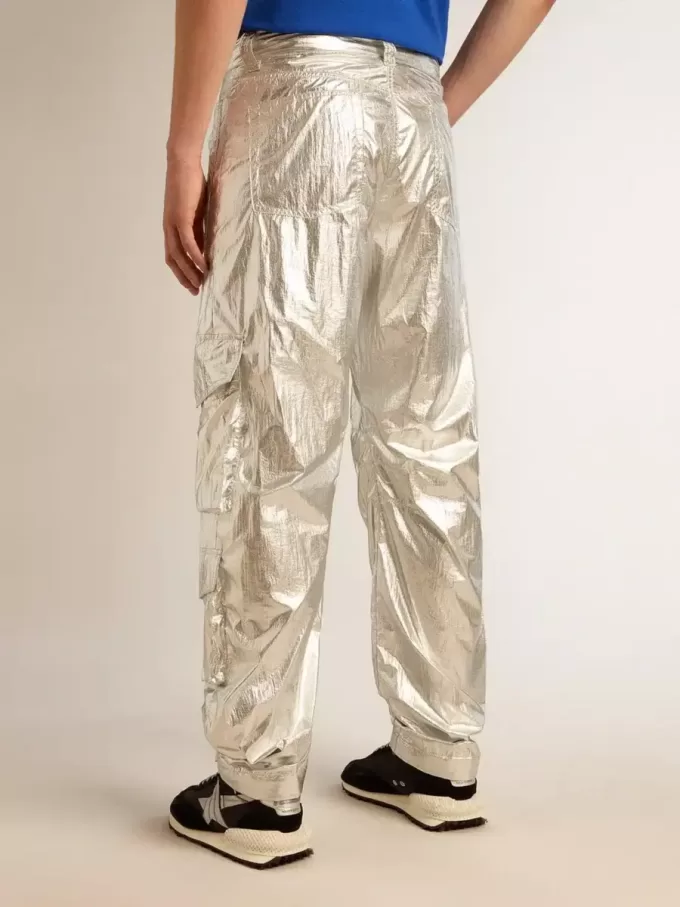 Pantaloni cargo pentru bărbați din țesătură tehnică argintie Pantaloni cargo pentru bărbați din țesătură tehnică argintie