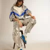 Pantaloni cargo pentru femei din țesătură tehnică argintie Pantaloni cargo pentru femei din țesătură tehnică argintie