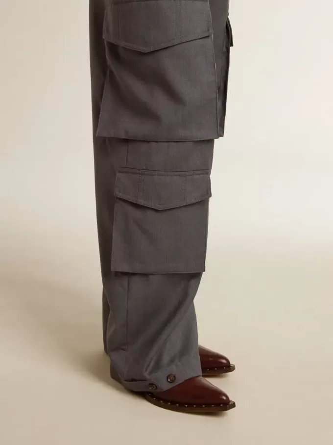 Pantaloni cargo pentru femei din lână albastru deschis Pantaloni cargo pentru femei din lână albastru deschis