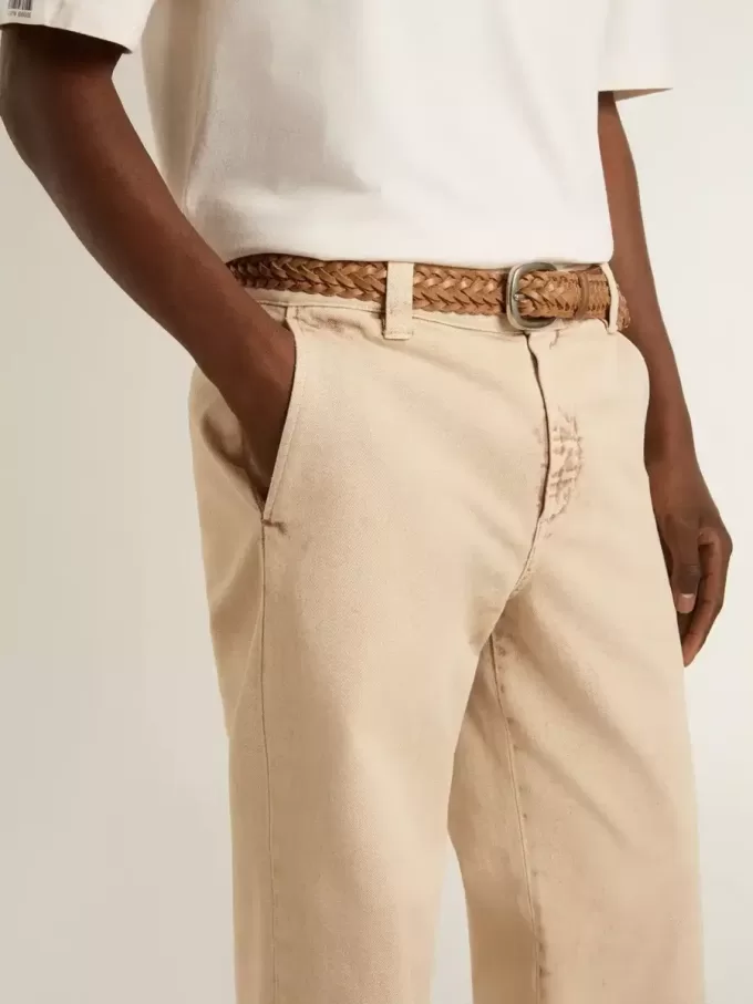 Pantaloni chino bej pentru bărbați, cu finisaj uzat Pantaloni chino bej pentru bărbați, cu finisaj uzat