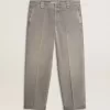 Pantaloni chino din bumbac de culoare gri Pantaloni chino din bumbac de culoare gri