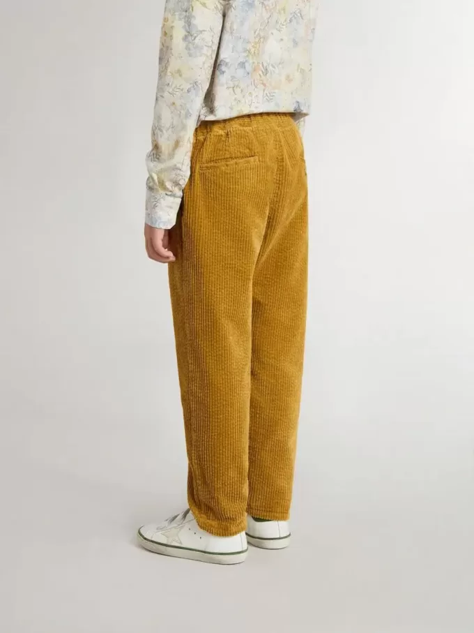 Pantaloni chino pentru băieți, de culoare tutun, cu broderie Pantaloni chino pentru băieți, de culoare tutun, cu broderie