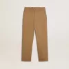 Pantaloni chino pentru copii din bumbac de culoare tutun Pantaloni chino pentru copii din bumbac de culoare tutun