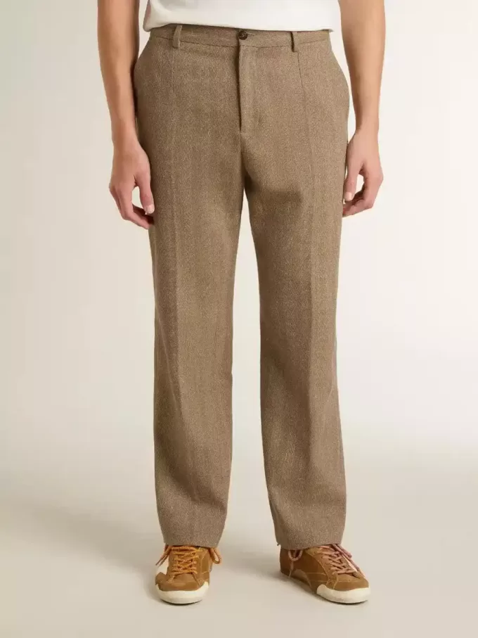 Pantaloni croiți din amestec de in de culoare nisipiu, cu model chevron