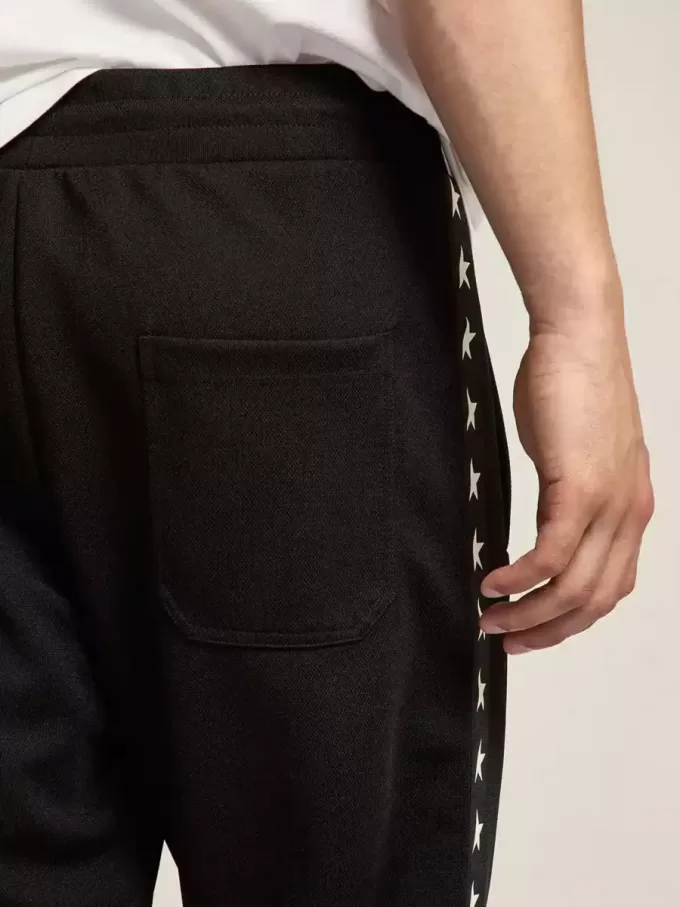Pantaloni de jogging negri pentru bărbați, cu stele albe pe laterale Pantaloni de jogging negri pentru bărbați, cu stele albe pe laterale