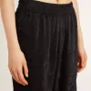 Pantaloni de jogging negri pentru femei, cu imprimeu toile de jouy ton pe ton Pantaloni de jogging negri pentru femei, cu imprimeu toile de jouy ton pe ton