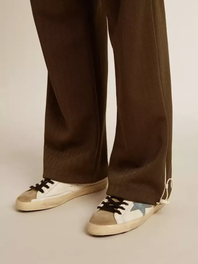 Pantaloni de jogging pentru bărbați, de culoare verde militar, cu logo alb Pantaloni de jogging pentru bărbați, de culoare verde militar, cu logo alb