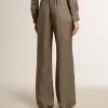 Pantaloni din viscoză și mătase verde pentru femei, cu model floral Pantaloni din viscoză și mătase verde pentru femei, cu model floral
