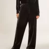 Pantaloni negri cu efect de catifea