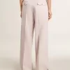 Pantaloni pentru femei din țesătură de lână roz, croiți pe măsură Pantaloni pentru femei din țesătură de lână roz, croiți pe măsură