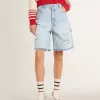 Pantaloni scurți Bermuda pentru femei din denim cu efect uzat Pantaloni scurți Bermuda pentru femei din denim cu efect uzat