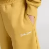 Pantaloni scurți de jogging pentru copii, de culoare galben ocru, cu broderie