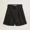 Pantaloni scurți pentru femei din gabardină de lână neagră, cu curea în talie Pantaloni scurți pentru femei din gabardină de lână neagră, cu curea în talie