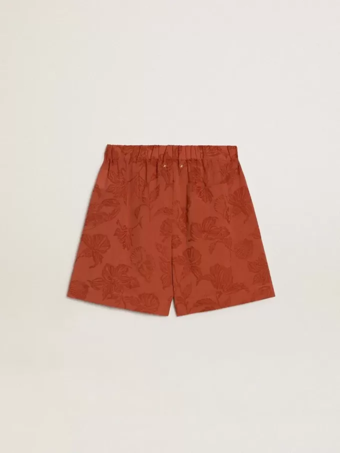 Pantaloni scurți pentru femei din jacquard roșu cărămiziu cu model floral marin Pantaloni scurți pentru femei din jacquard roșu cărămiziu cu model floral marin