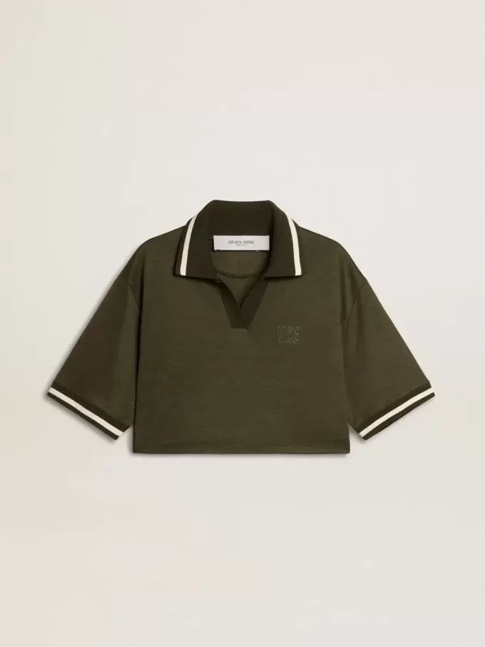 Polo scurt pentru femei din tricou verde militar cu broderie Polo scurt pentru femei din tricou verde militar cu broderie