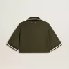 Polo scurt pentru femei din tricou verde militar cu broderie Polo scurt pentru femei din tricou verde militar cu broderie
