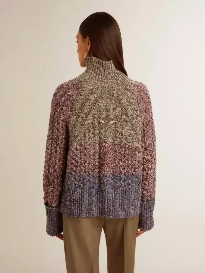 Pulover multicolor cu guler înalt pentru femei, din fire mouliné Pulover multicolor cu guler înalt pentru femei, din fire mouliné