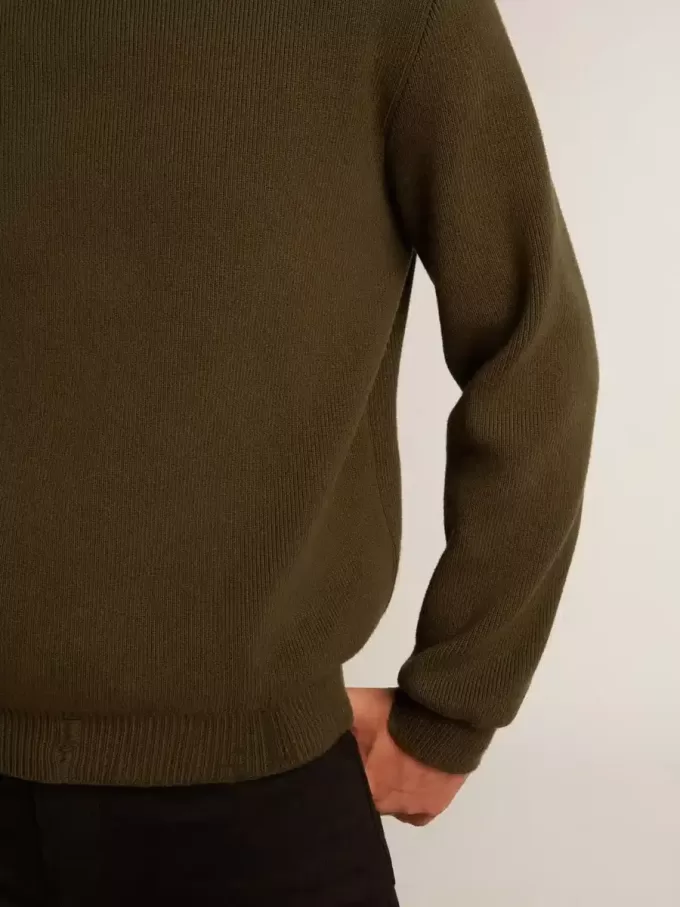 Pulover pentru bărbați cu guler rotund din bumbac verde militar Pulover pentru bărbați cu guler rotund din bumbac verde militar