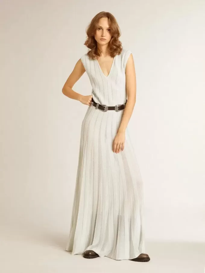 Rochie albastru deschis pentru femei, cu model cu dungi verticale Rochie albastru deschis pentru femei, cu model cu dungi verticale