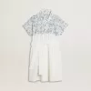 Rochie cămașă pentru fete din pânză de bumbac albă, cu imprimeu nautic albastru și bordură albă Rochie cămașă pentru fete din pânză de bumbac albă, cu imprimeu nautic albastru și bordură albă
