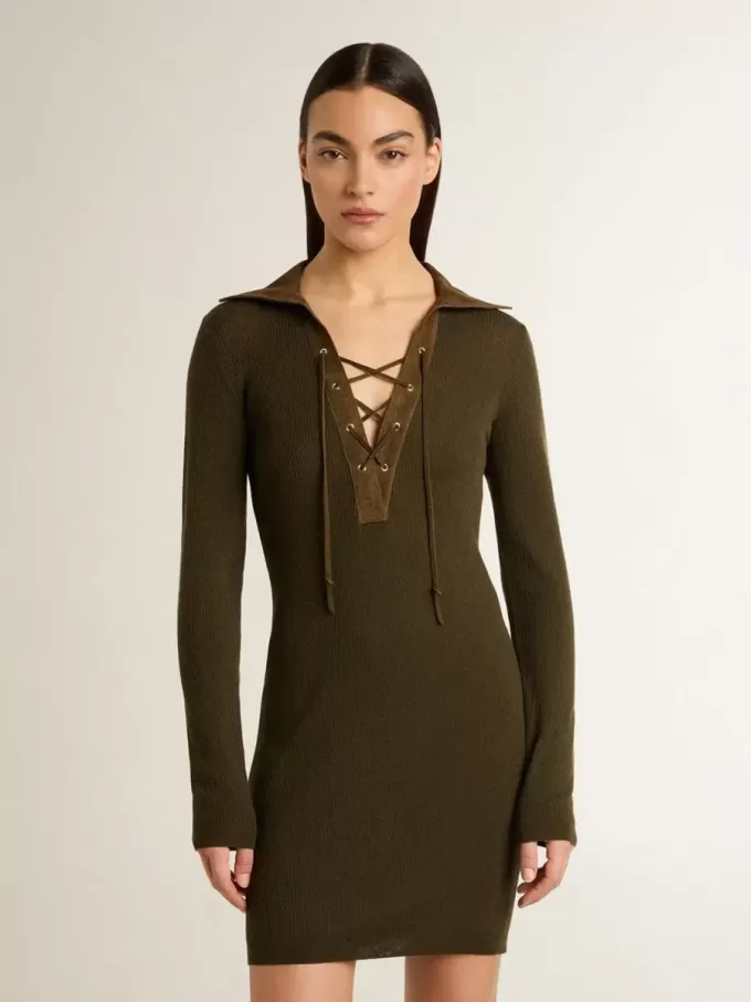 Rochie mini din lână verde militar cu detalii din piele Rochie mini din lână verde militar cu detalii din piele
