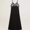 Rochie neagră pentru femei, cu broderie Rochie neagră pentru femei, cu broderie